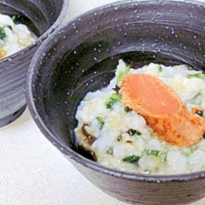 胃に優しい朝食☆　「乾燥高菜入り塩昆布粥」